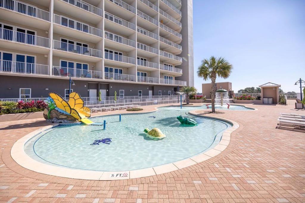 Some Beach Some Where At Laketown Wharf #825 By Nautical Properties Panama City Beach Buitenkant foto